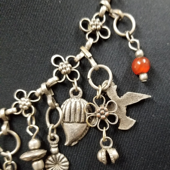 VINTAGE Bohemian Charm Necklace - Picture 2 of 6